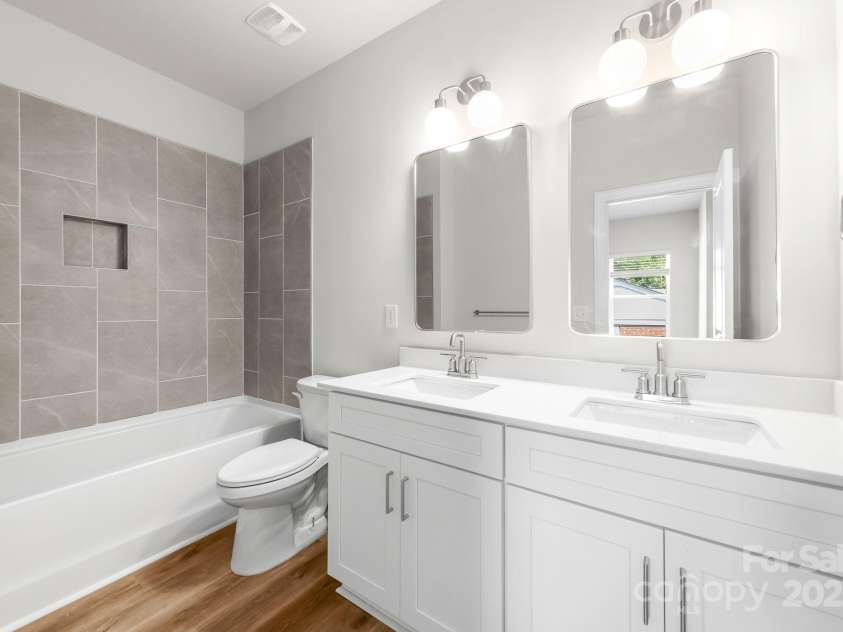1322 Condon Street, Charlotte, NC 28216.  MLS# CAR4235524, YatesRealty ID 27828. 