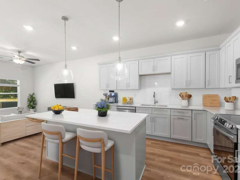 1322 Condon Street, Charlotte, NC 28216.  MLS# CAR4235524, YatesRealty ID 27828. Virtually staged