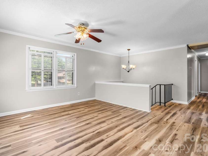 5208 Piedmont Circle, Conover, NC 28613.  MLS# CAR4363470, YatesRealty ID 27828. 