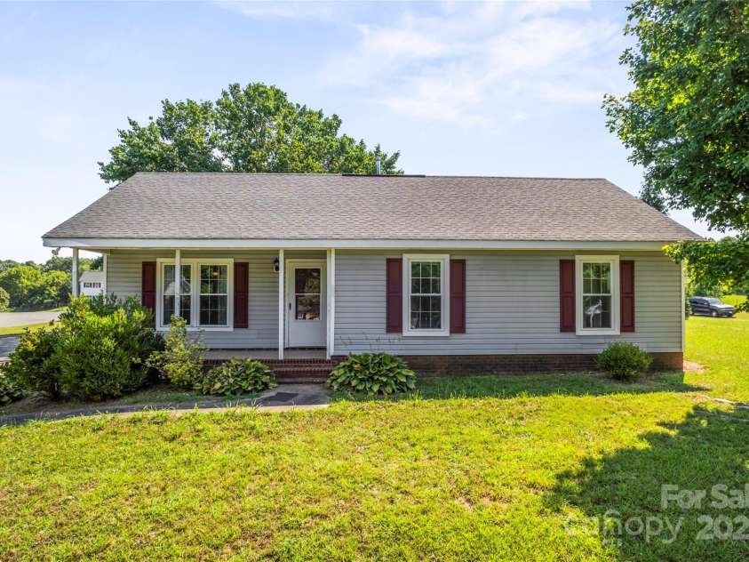 600 Piper Court, Wingate, NC 28174.  MLS# CAR4279597, YatesRealty ID 27830. 