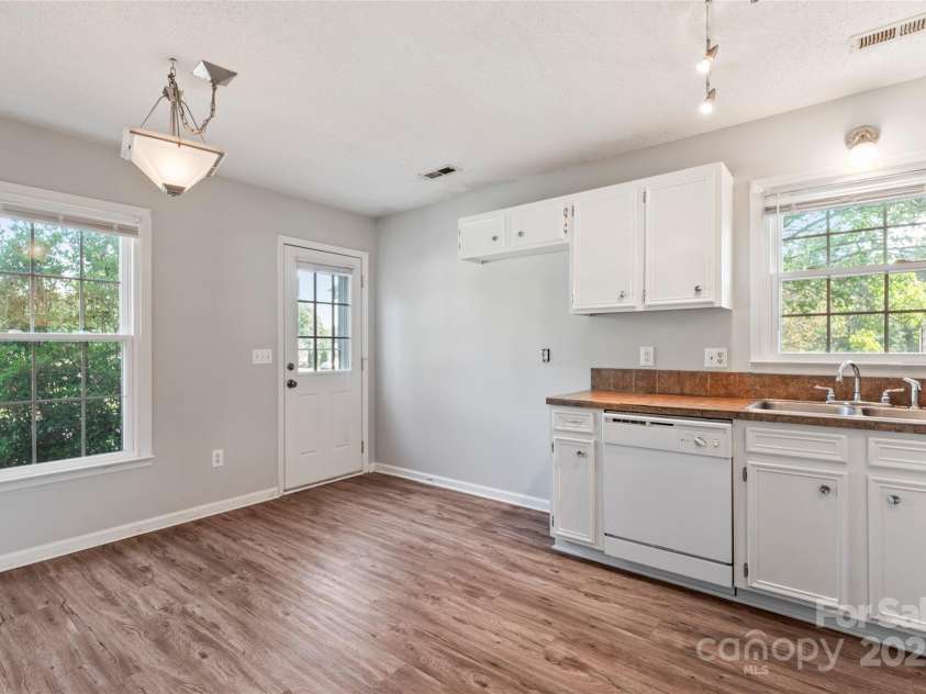 600 Piper Court, Wingate, NC 28174.  MLS# CAR4279597, YatesRealty ID 27830. 