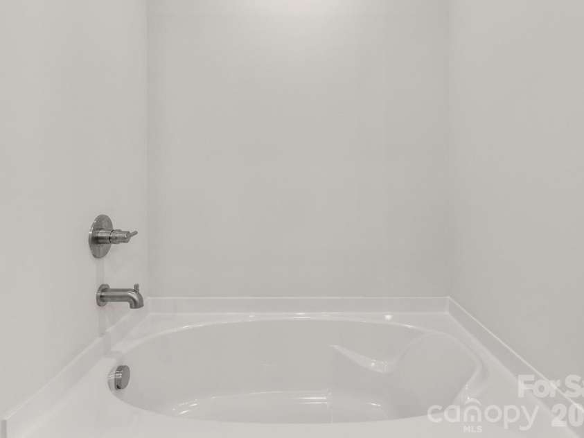 713 Alf Hoover Road, Lincolnton, NC 28092.  MLS# CAR4388288, YatesRealty ID 27830. 