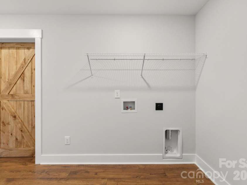 713 Alf Hoover Road, Lincolnton, NC 28092.  MLS# CAR4388288, YatesRealty ID 27830. 