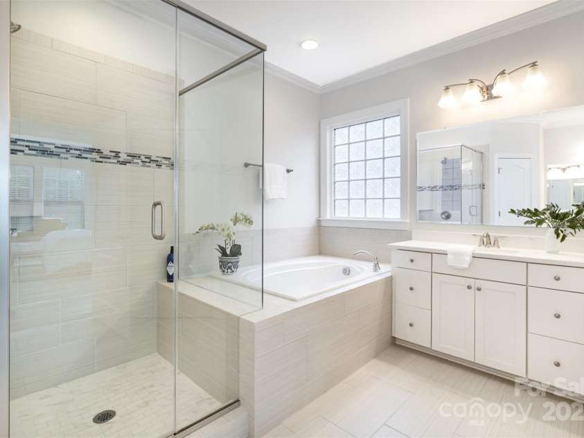 3021 Henshaw Road, Waxhaw, NC 28173.  MLS# CAR4281531, YatesRealty ID 27831. 