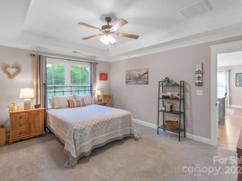 328 Ferrell Avenue, Belmont, NC 28012.  MLS# CAR4281465, YatesRealty ID 27832. Master bedroom