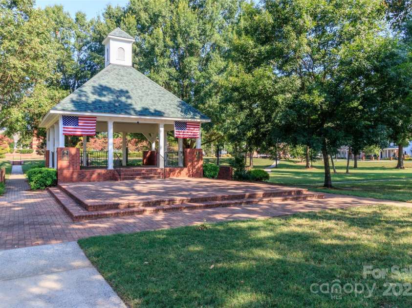 6017 Creft Circle, Indian Trail, NC 28079.  MLS# CAR4275234, YatesRealty ID 27833. 