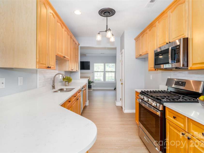 6017 Creft Circle, Indian Trail, NC 28079.  MLS# CAR4275234, YatesRealty ID 27833. 