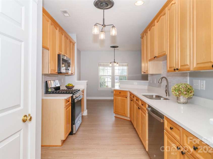 6017 Creft Circle, Indian Trail, NC 28079.  MLS# CAR4275234, YatesRealty ID 27833. 