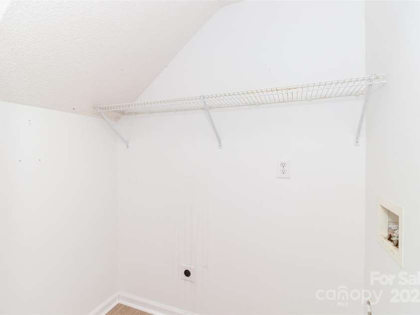 6017 Creft Circle, Indian Trail, NC 28079.  MLS# CAR4275234, YatesRealty ID 27833. Laundry