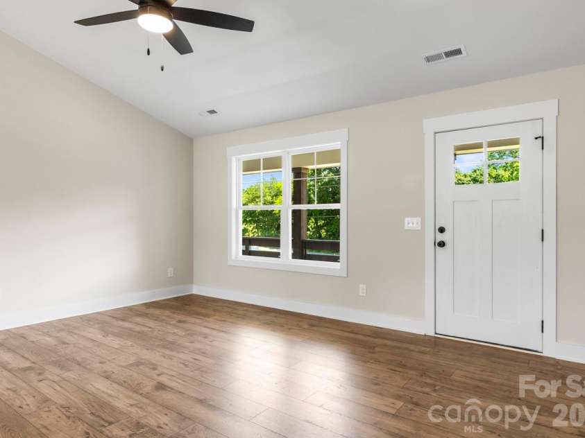 697 Alf Hoover Road, Lincolnton, NC 28092.  MLS# CAR4388427, YatesRealty ID 27835. 