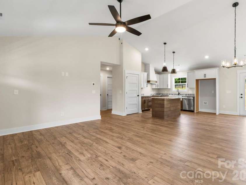 697 Alf Hoover Road, Lincolnton, NC 28092.  MLS# CAR4388427, YatesRealty ID 27835. 