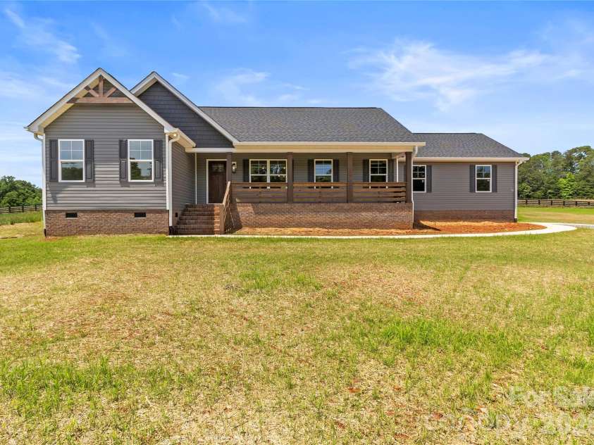 697 Alf Hoover Road, Lincolnton, NC 28092.  MLS# CAR4388427, YatesRealty ID 27835. 