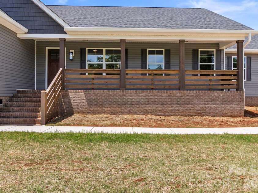 697 Alf Hoover Road, Lincolnton, NC 28092.  MLS# CAR4388427, YatesRealty ID 27835. 