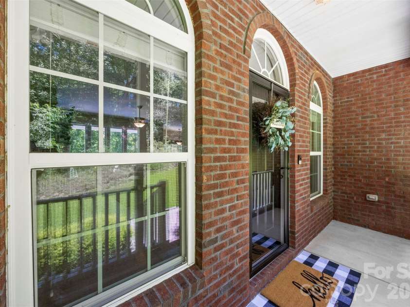 4073 MCconnells Highway, Rock Hill, SC 29732.  MLS# CAR4389490, YatesRealty ID 27836. 