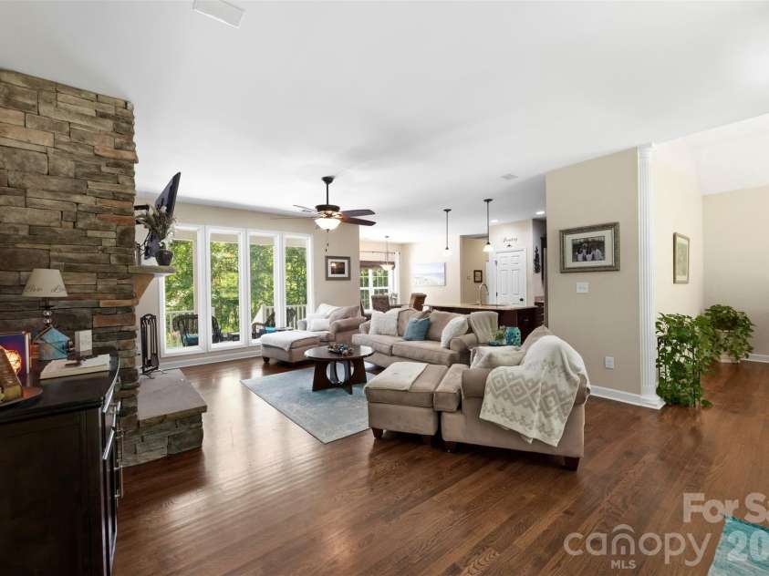 4073 MCconnells Highway, Rock Hill, SC 29732.  MLS# CAR4389490, YatesRealty ID 27836. 