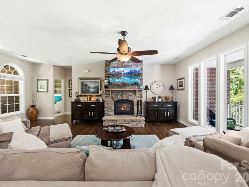 4073 MCconnells Highway, Rock Hill, SC 29732.  MLS# CAR4389490, YatesRealty ID 27836. 