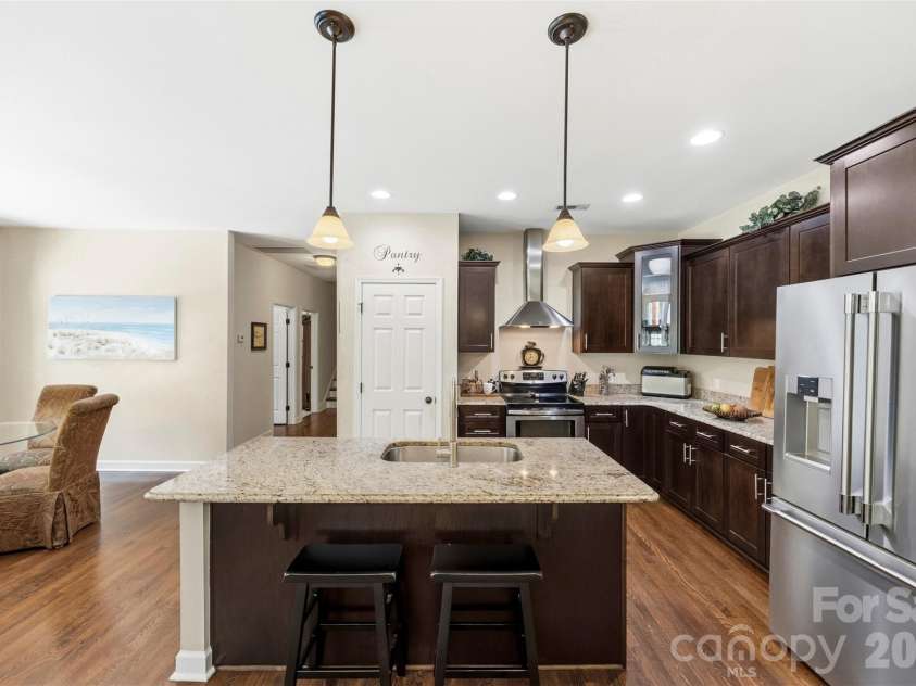 4073 MCconnells Highway, Rock Hill, SC 29732.  MLS# CAR4389490, YatesRealty ID 27836. 