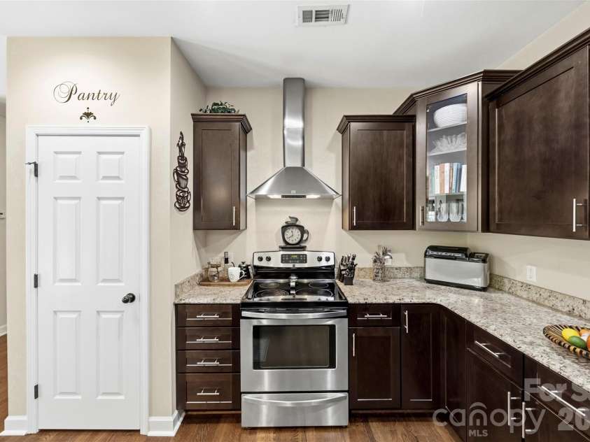 4073 MCconnells Highway, Rock Hill, SC 29732.  MLS# CAR4389490, YatesRealty ID 27836. 
