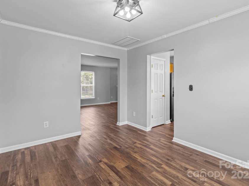 1901 Summit Ridge Lane, Kannapolis, NC 28083.  MLS# CAR4271405, YatesRealty ID 27838. 