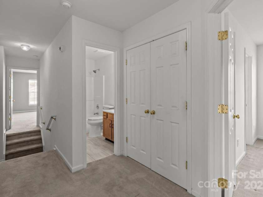 1901 Summit Ridge Lane, Kannapolis, NC 28083.  MLS# CAR4271405, YatesRealty ID 27838. 