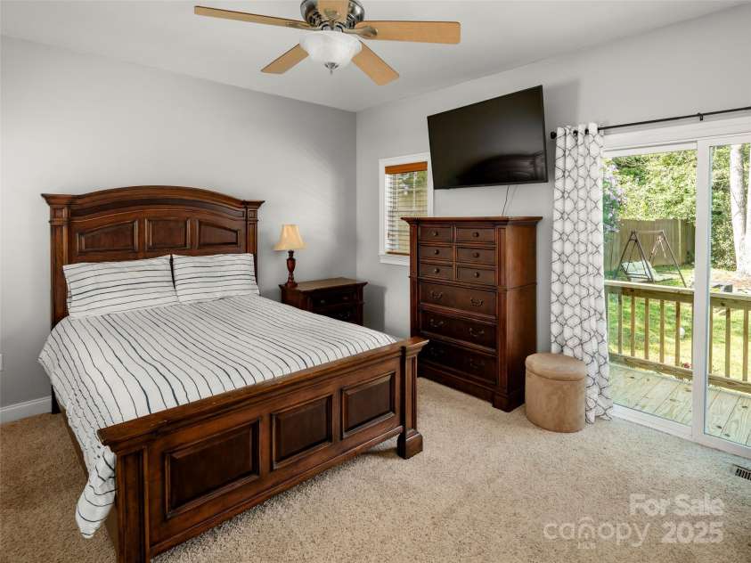 60 Jericho Ridge Road, Fletcher, NC 28732.  MLS# CAR4276950, YatesRealty ID 27839. 