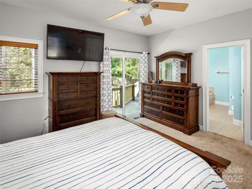 60 Jericho Ridge Road, Fletcher, NC 28732.  MLS# CAR4276950, YatesRealty ID 27839. 
