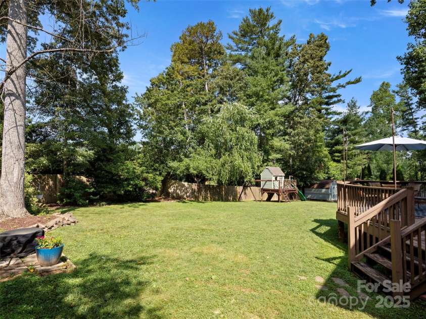 60 Jericho Ridge Road, Fletcher, NC 28732.  MLS# CAR4276950, YatesRealty ID 27839. 