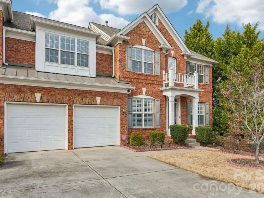 10826 Rogalla Drive, Charlotte, NC 28277.  MLS# CAR4349718, YatesRealty ID 2784. 