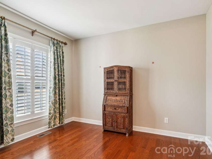 10826 Rogalla Drive, Charlotte, NC 28277.  MLS# CAR4349718, YatesRealty ID 2784. 