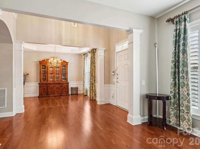 10826 Rogalla Drive, Charlotte, NC 28277.  MLS# CAR4349718, YatesRealty ID 2784. 