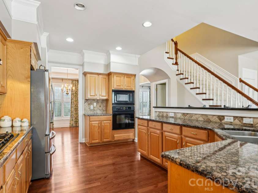 10826 Rogalla Drive, Charlotte, NC 28277.  MLS# CAR4349718, YatesRealty ID 2784. 