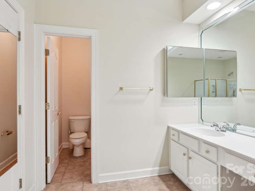 10826 Rogalla Drive, Charlotte, NC 28277.  MLS# CAR4349718, YatesRealty ID 2784. 