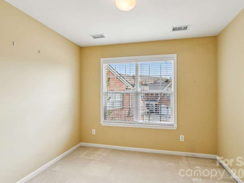 10826 Rogalla Drive, Charlotte, NC 28277.  MLS# CAR4349718, YatesRealty ID 2784. 