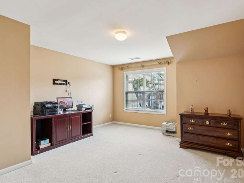10826 Rogalla Drive, Charlotte, NC 28277.  MLS# CAR4349718, YatesRealty ID 2784. 