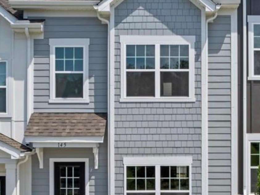 135 Cherry Springs Lane, Asheville, NC 28804.  MLS# CAR4336896, YatesRealty ID 2784. 