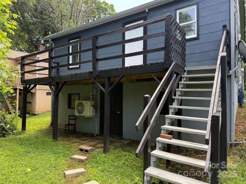 703 Stage Street, Lenoir, NC 28645.  MLS# CAR4278258, YatesRealty ID 27841. 