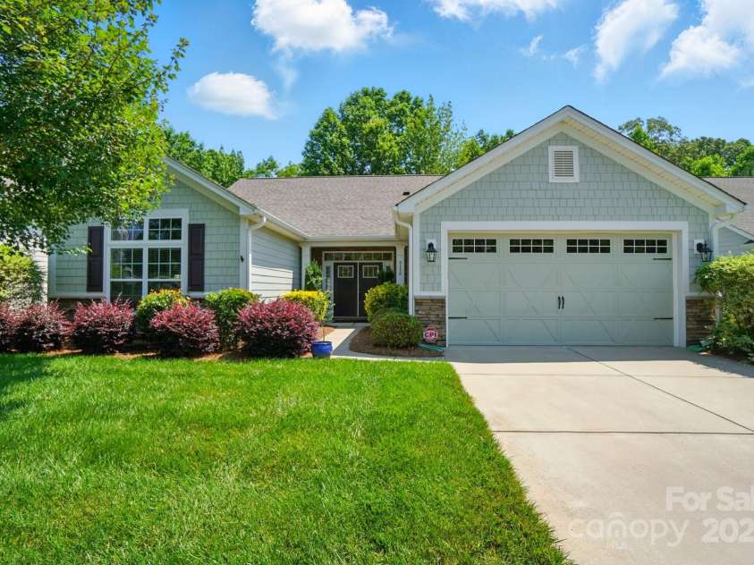 9330 Carneros Creek Road, Charlotte, NC 28214.  MLS# CAR4270706, YatesRealty ID 27842. 