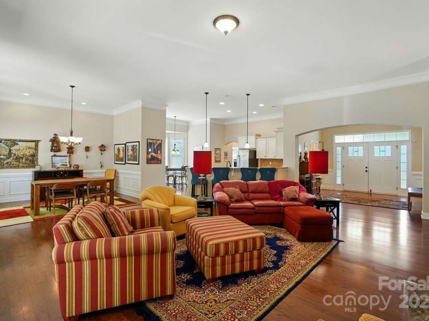 9330 Carneros Creek Road, Charlotte, NC 28214.  MLS# CAR4270706, YatesRealty ID 27842. 