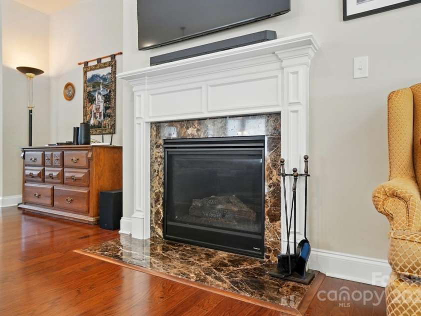 9330 Carneros Creek Road, Charlotte, NC 28214.  MLS# CAR4270706, YatesRealty ID 27842. 