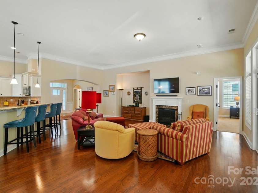9330 Carneros Creek Road, Charlotte, NC 28214.  MLS# CAR4270706, YatesRealty ID 27842. 