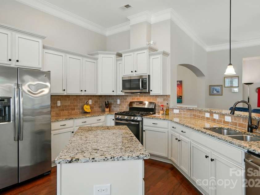 9330 Carneros Creek Road, Charlotte, NC 28214.  MLS# CAR4270706, YatesRealty ID 27842. 