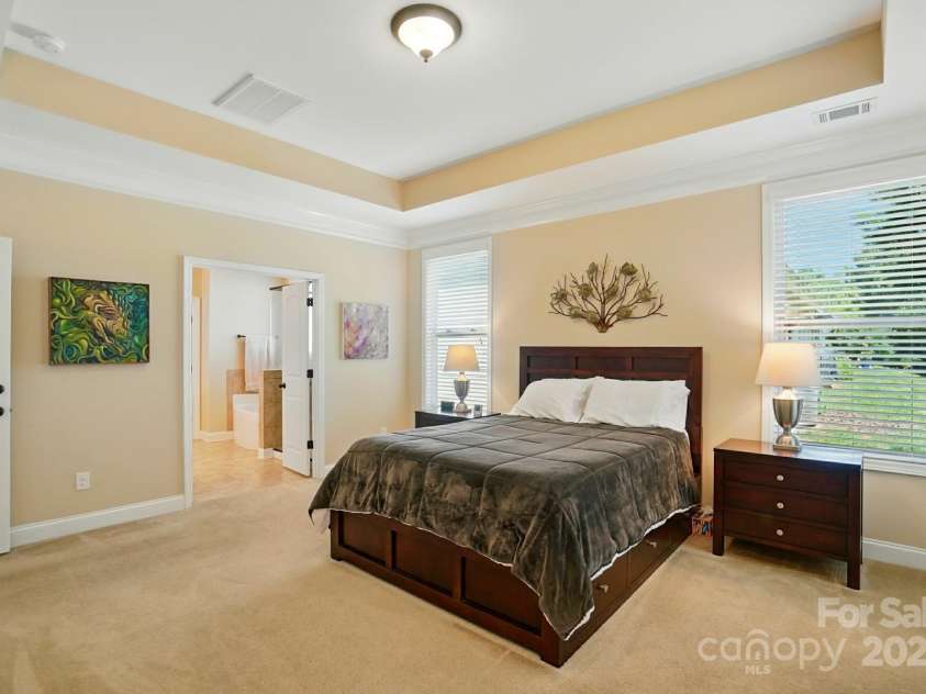 9330 Carneros Creek Road, Charlotte, NC 28214.  MLS# CAR4270706, YatesRealty ID 27842. 