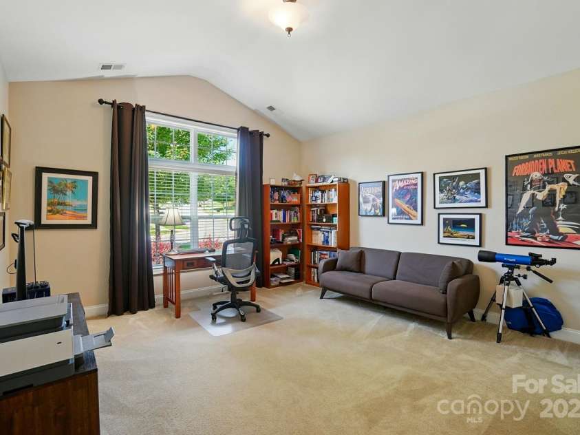 9330 Carneros Creek Road, Charlotte, NC 28214.  MLS# CAR4270706, YatesRealty ID 27842. 