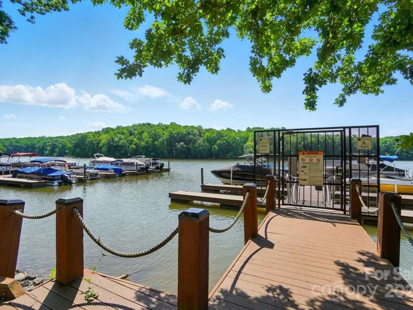 9330 Carneros Creek Road, Charlotte, NC 28214.  MLS# CAR4270706, YatesRealty ID 27842. 