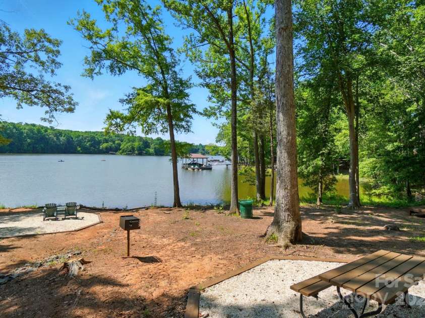 9330 Carneros Creek Road, Charlotte, NC 28214.  MLS# CAR4270706, YatesRealty ID 27842. 