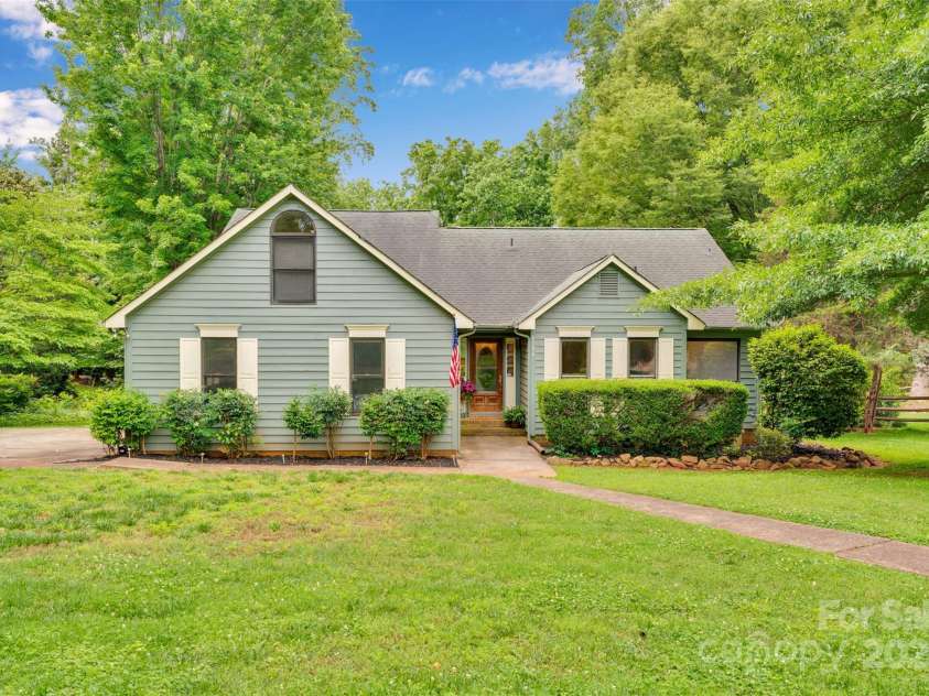 8506 Graham Road, Denver, NC 28037.  MLS# CAR4261302, YatesRealty ID 27844. Front of Home
