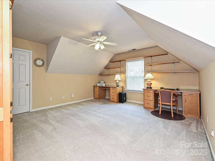 334 Matthews Estates Road, Matthews, NC 28105.  MLS# CAR4282060, YatesRealty ID 27847. 