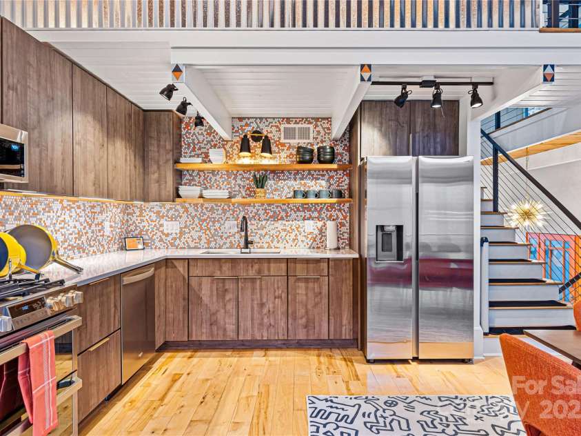 1585 Eagles Nest Road, Waynesville, NC 28786.  MLS# CAR4171726, YatesRealty ID 27848. Kitchen