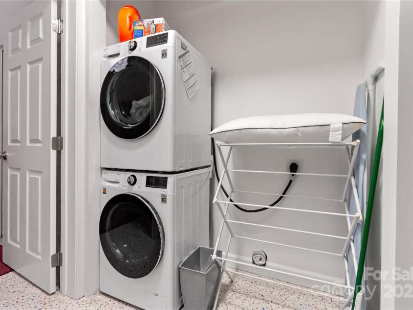 1585 Eagles Nest Road, Waynesville, NC 28786.  MLS# CAR4171726, YatesRealty ID 27848. Laundry Room