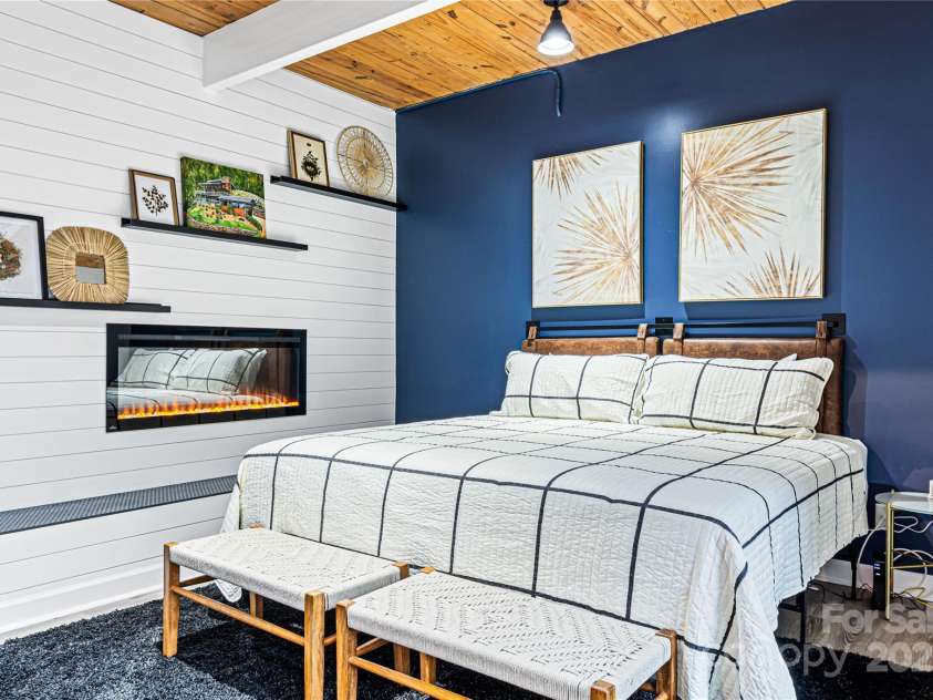 1585 Eagles Nest Road, Waynesville, NC 28786.  MLS# CAR4171726, YatesRealty ID 27848. Primary Bedroom